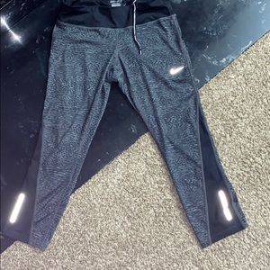 Nike leggings